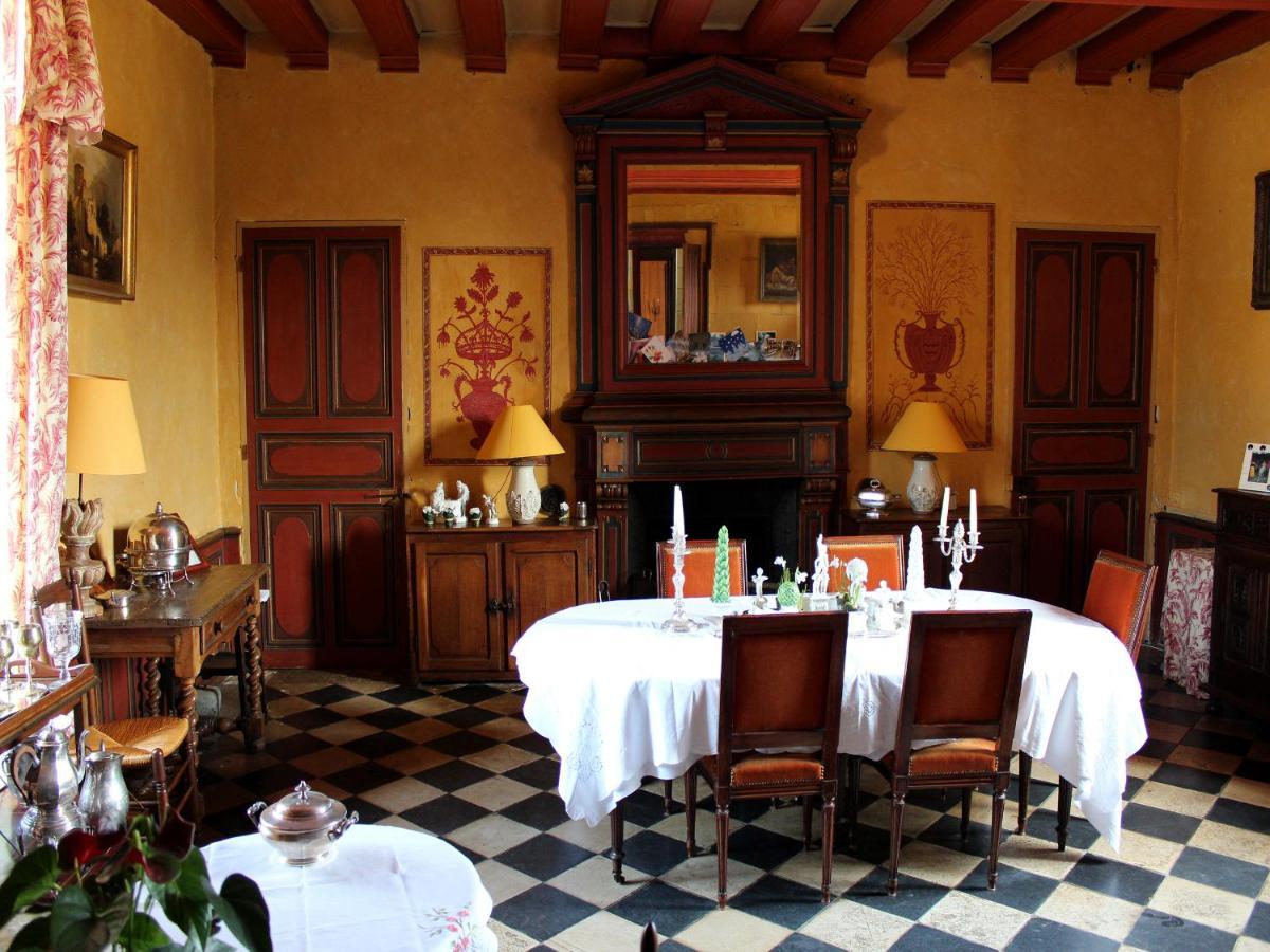 Chateau De Chambiers Durtal Bagian luar foto