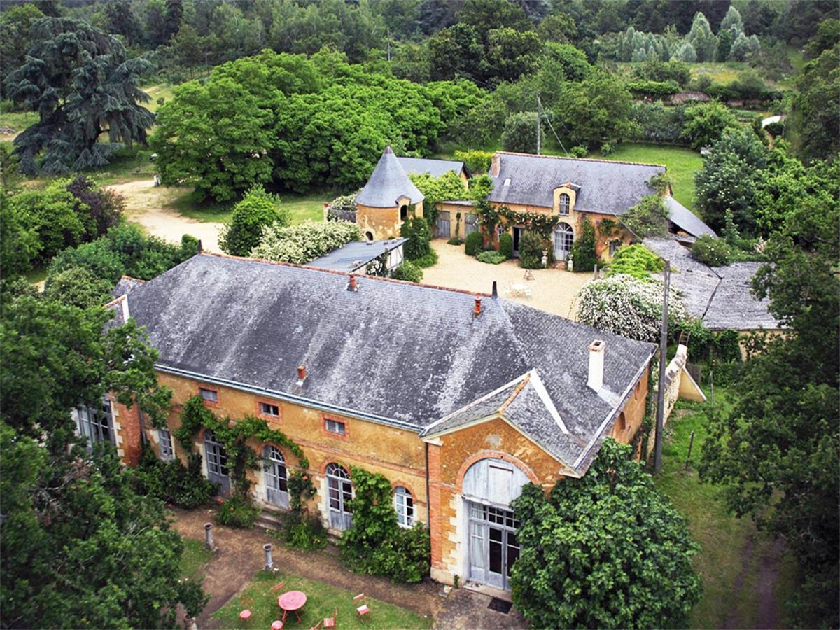 Chateau De Chambiers Durtal Bagian luar foto